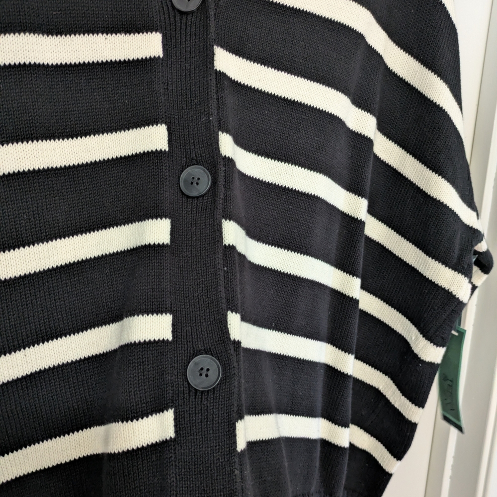 Terra & Sky Black and Cream Striped V-Neck Button Cardigan - Picture 2 of 6